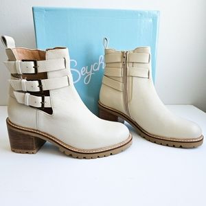 NEW Seychelles Off White Leather Boots